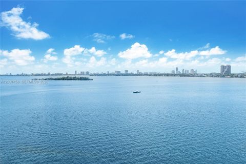 Tiny photo for 725 NE 22nd St #7B, Miami, FL 33137 (MLS # A12007458)