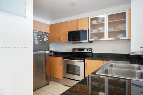 Tiny photo for 725 NE 22nd St #7B, Miami, FL 33137 (MLS # A12007458)
