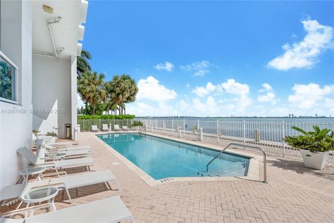 Tiny photo for 725 NE 22nd St #7B, Miami, FL 33137 (MLS # A12007458)