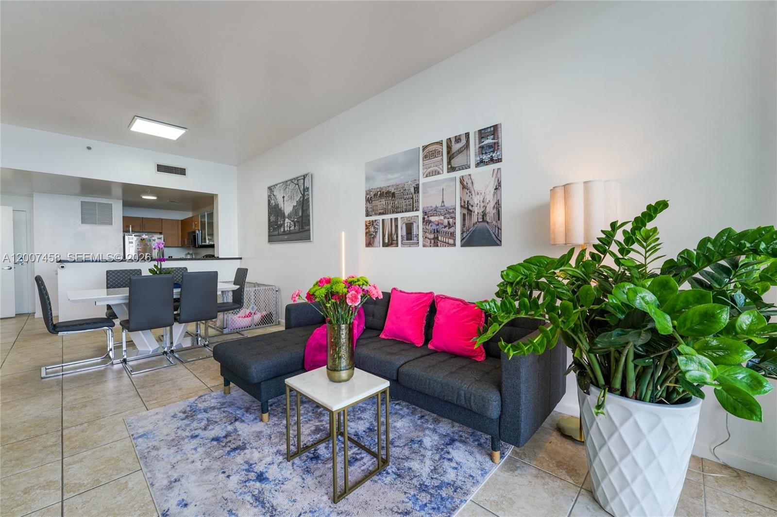 NEW WAVE CONDO - Residential