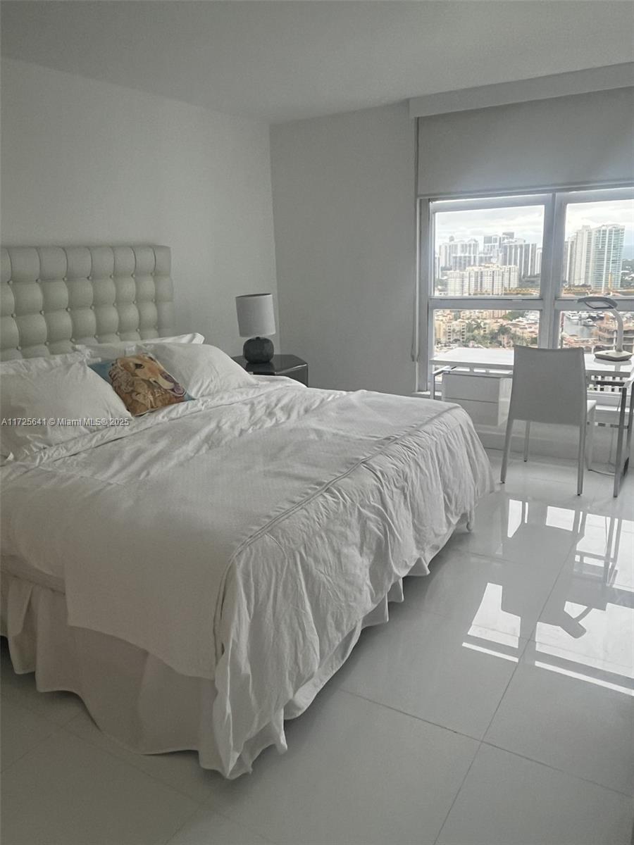 MYSTIC POINTE TOWER 500 C - Residential Lease