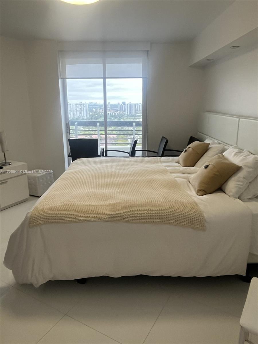 MYSTIC POINTE TOWER 500 C - Residential Lease