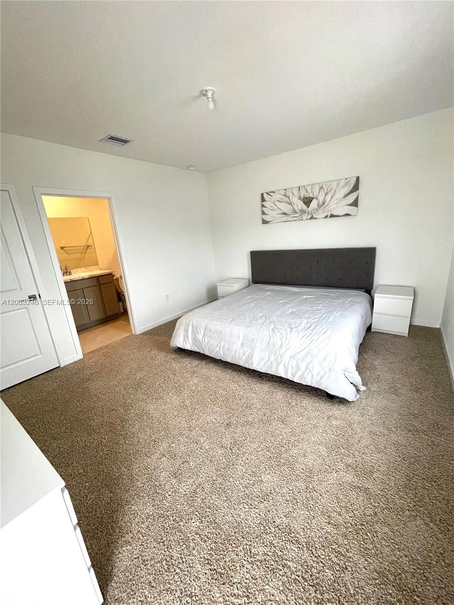 HAMILTON PLACE - Residential