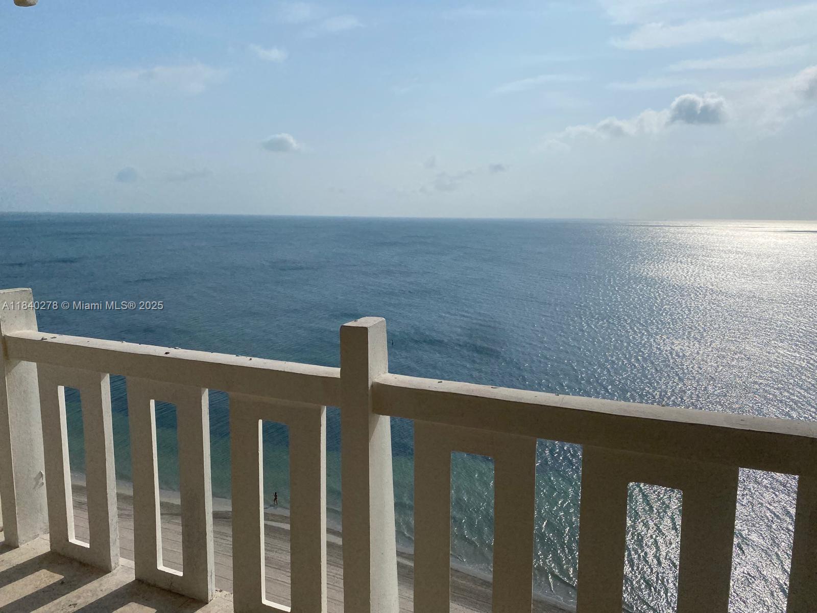 TOWERS OF KEY BISCAYNE CO - Residential Lease