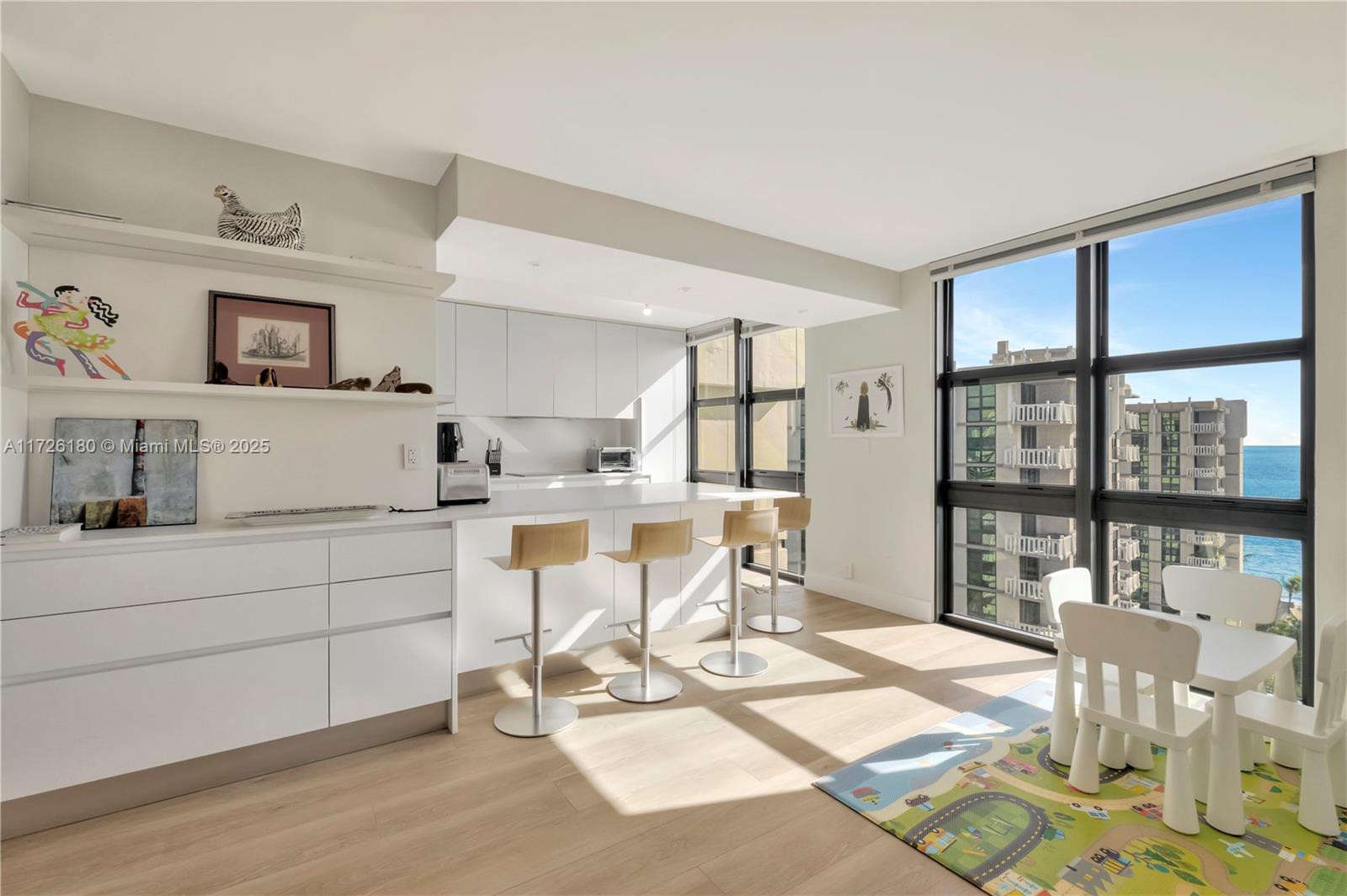 TOWERS OF KEY BISCAYNE CO - Residential Lease