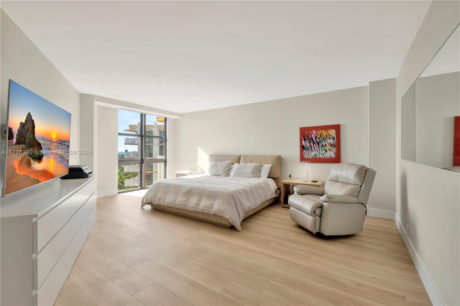 TOWERS OF KEY BISCAYNE CO - Residential Lease