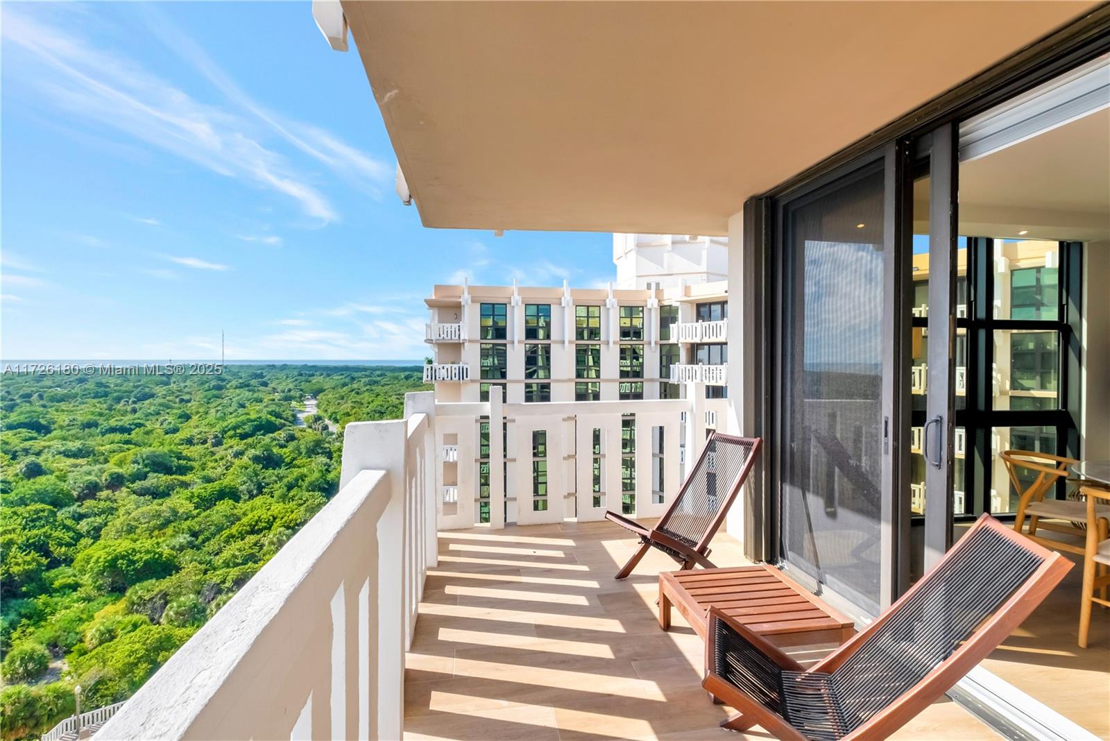 TOWERS OF KEY BISCAYNE CO - Residential Lease