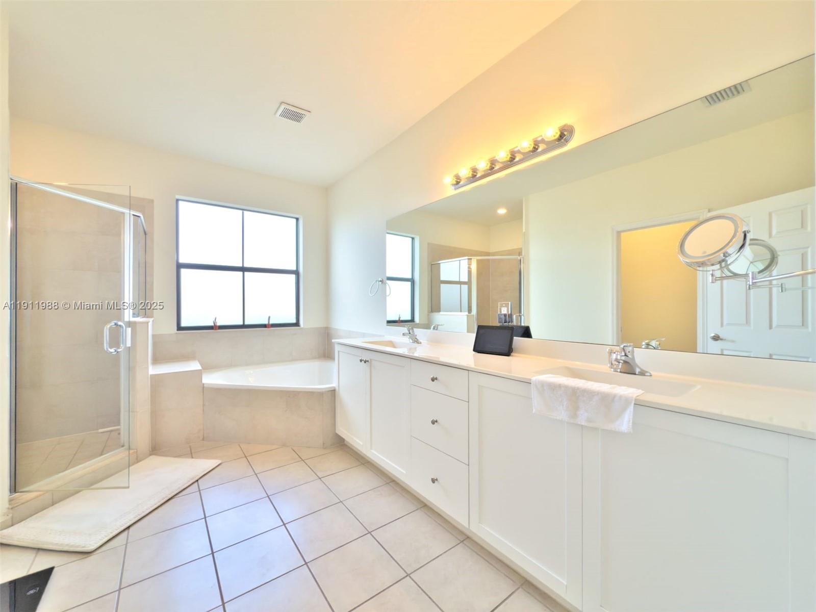 AQUABELLA SECTION TWO - Residential Lease