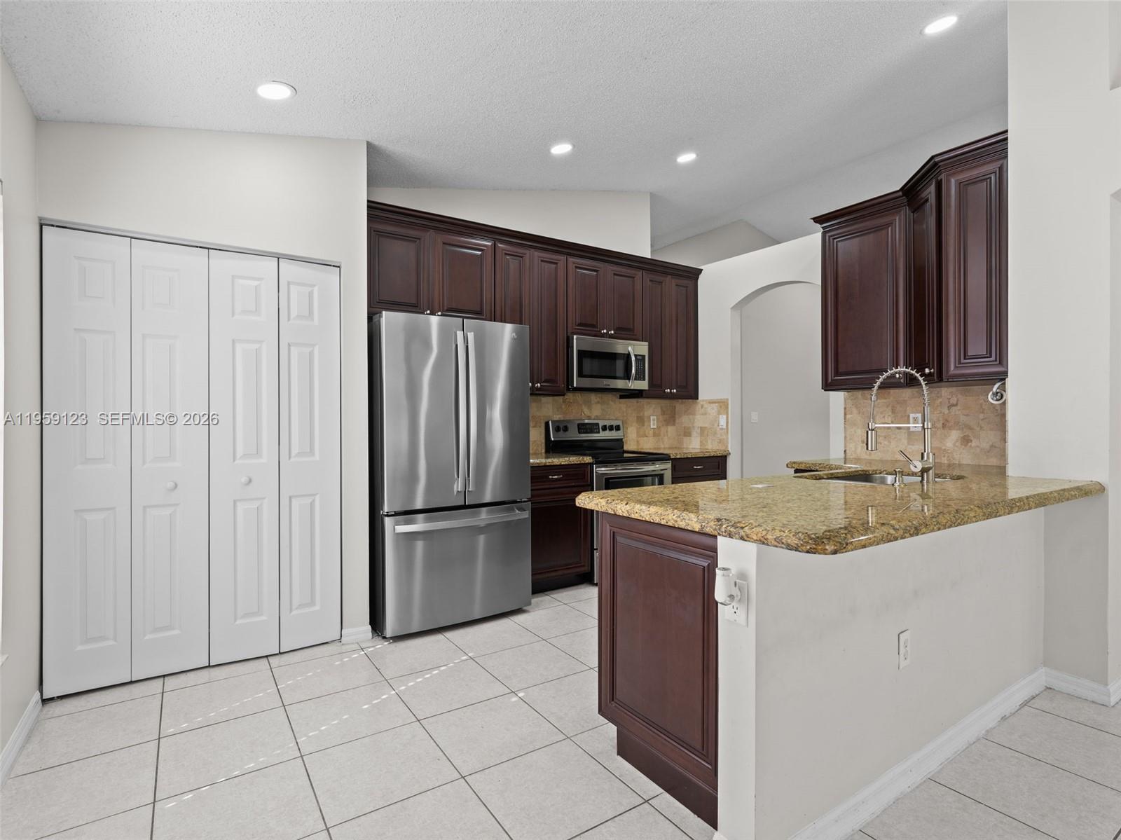 PEMBROKE FALLS PHASE 7 - Residential