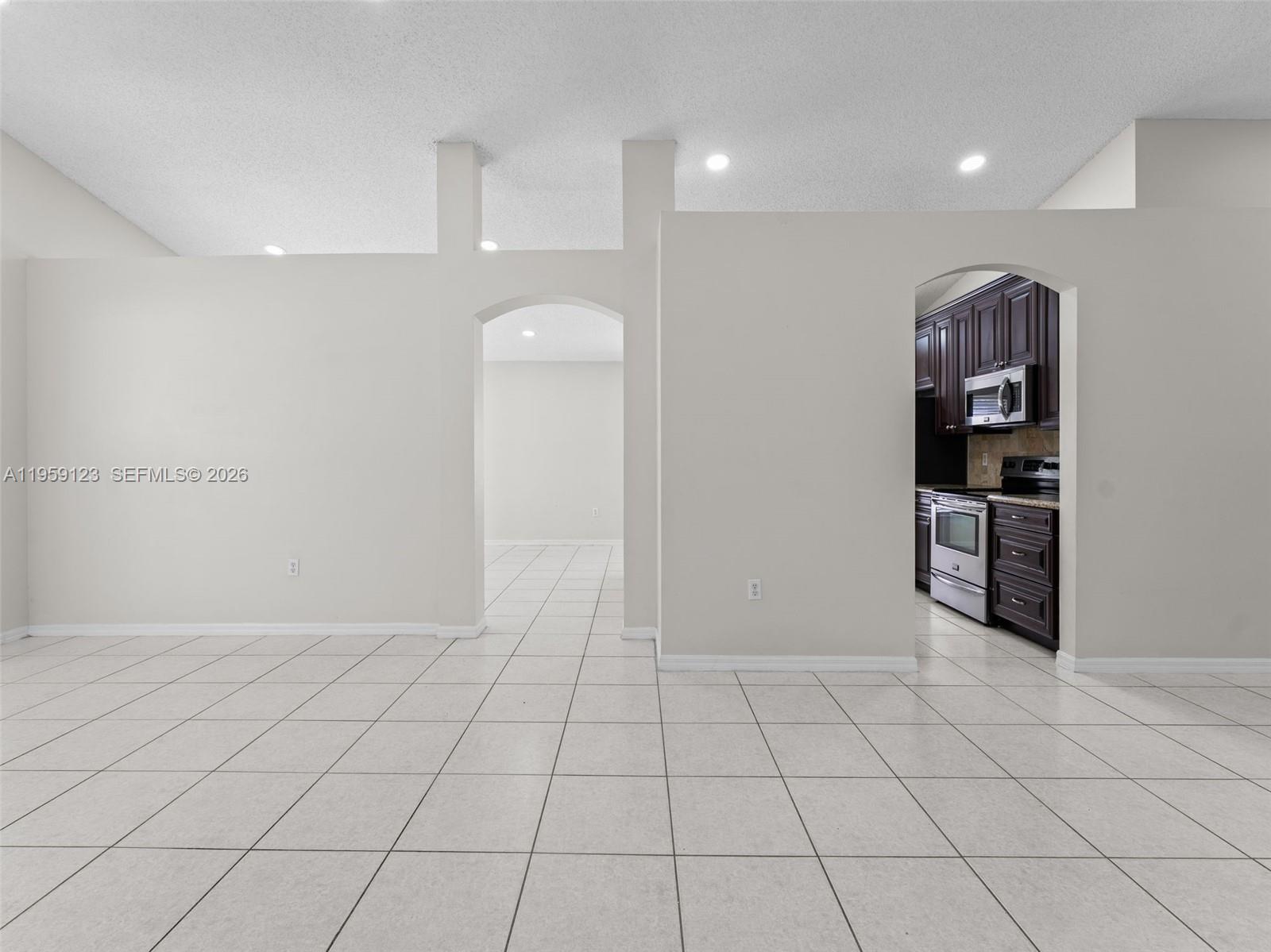 PEMBROKE FALLS PHASE 7 - Residential