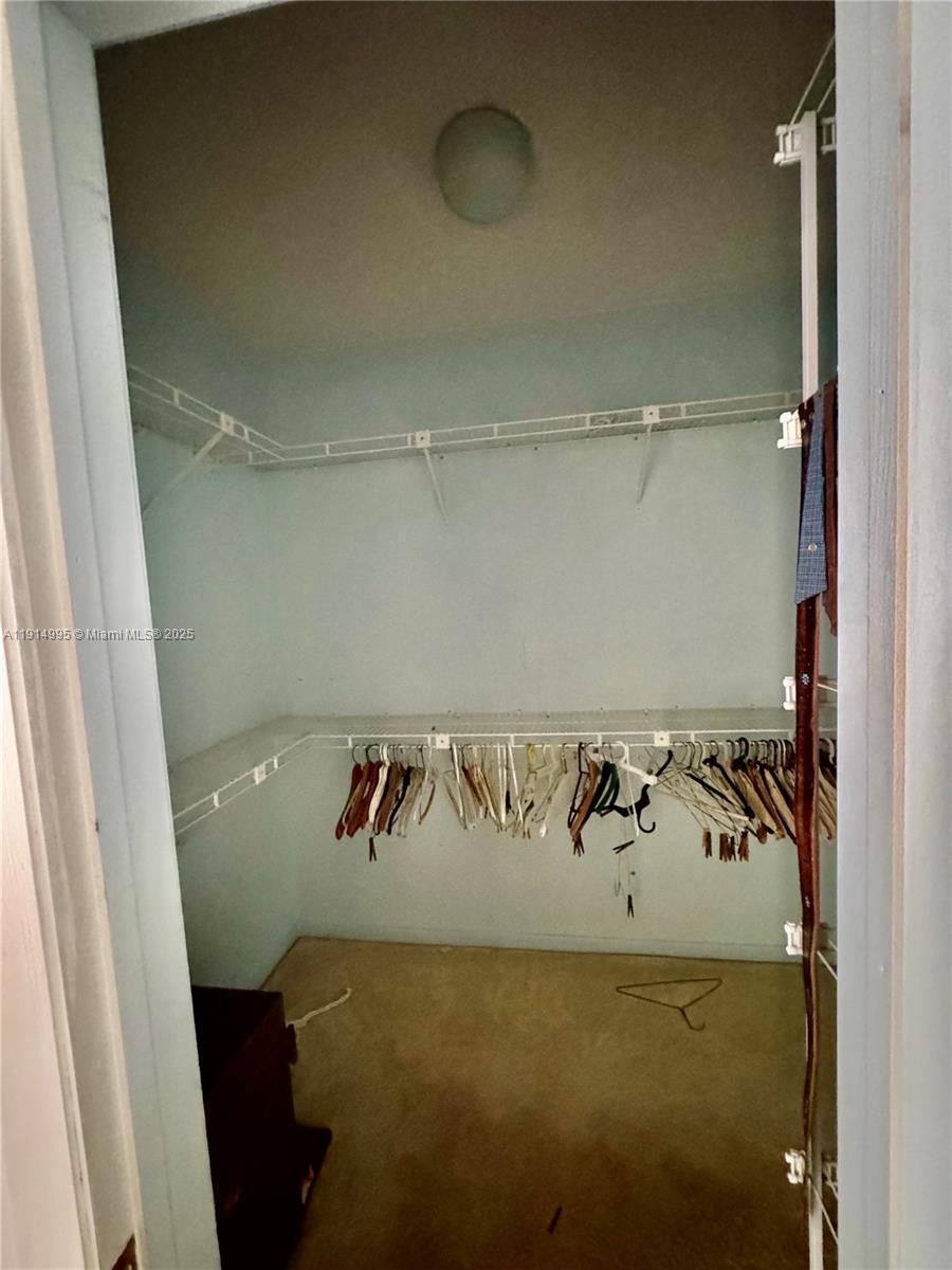 PLANTATION GARDENS 1ST SE - Residential