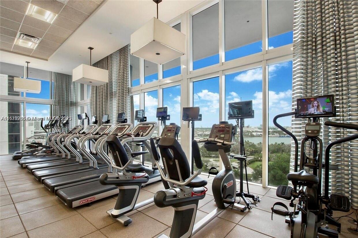50 BISCAYNE CONDO - Residential