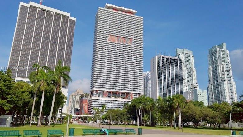50 BISCAYNE CONDO - Residential
