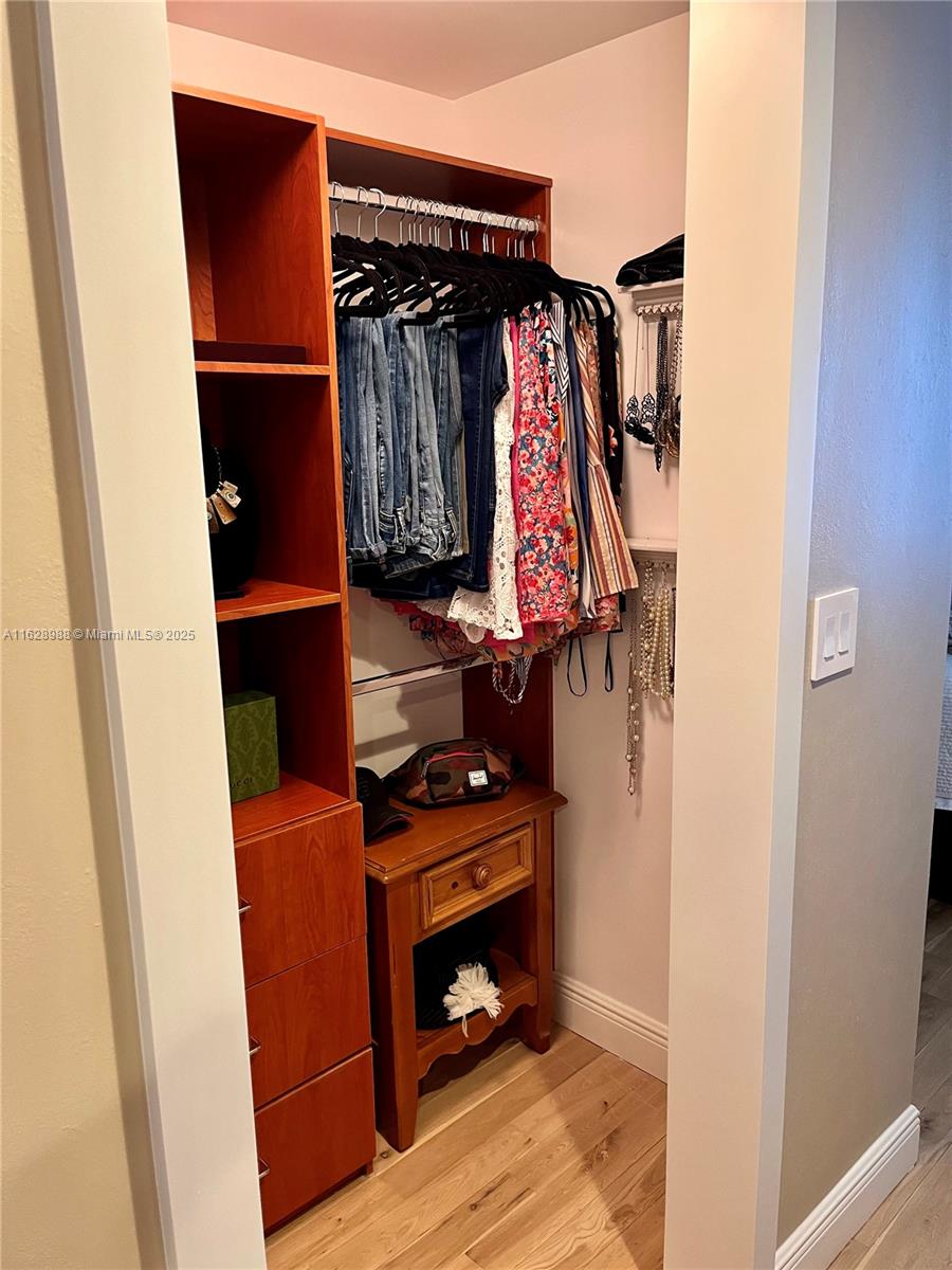 50 BISCAYNE CONDO - Residential