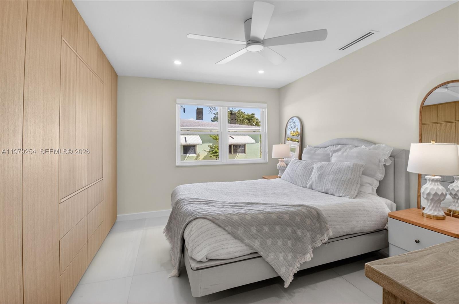 PINE POINT VILLAS CONDO - Residential