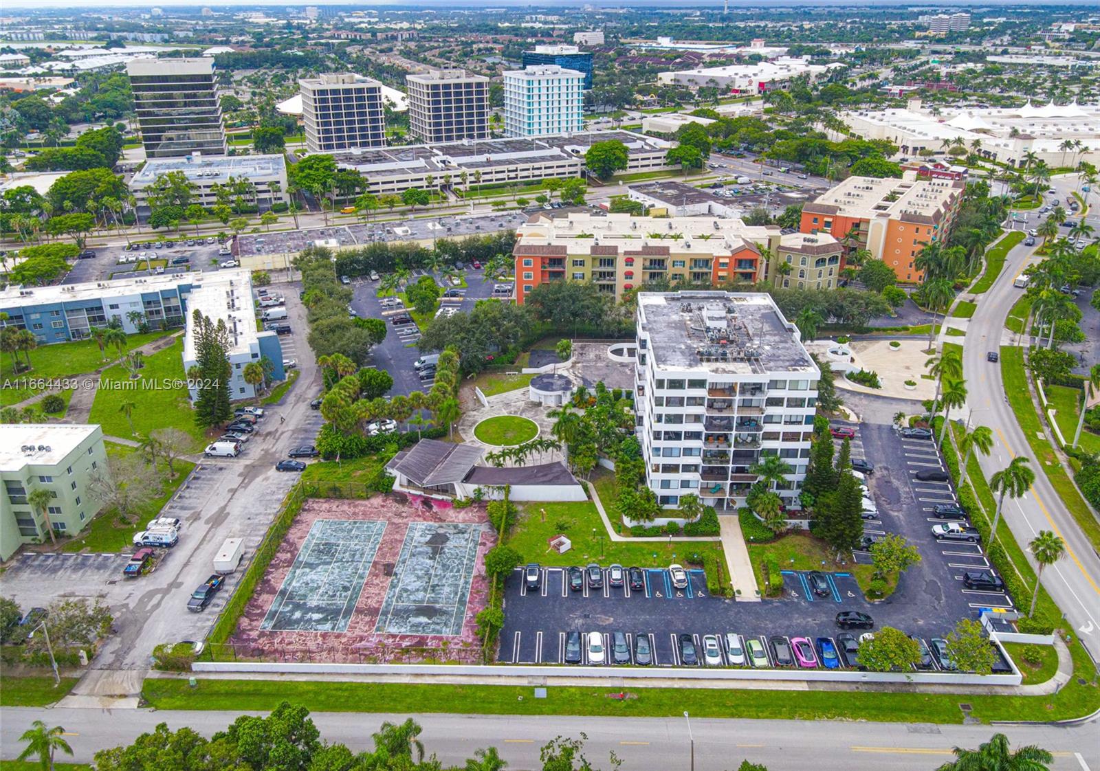 YORKTOWN CONDO - Residential