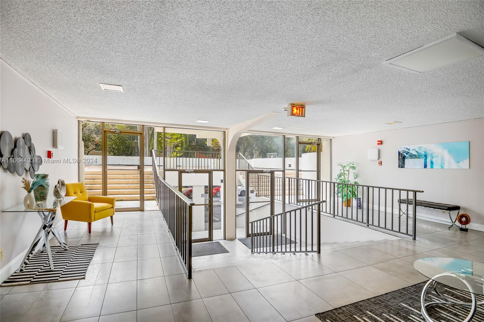 YORKTOWN CONDO - Residential
