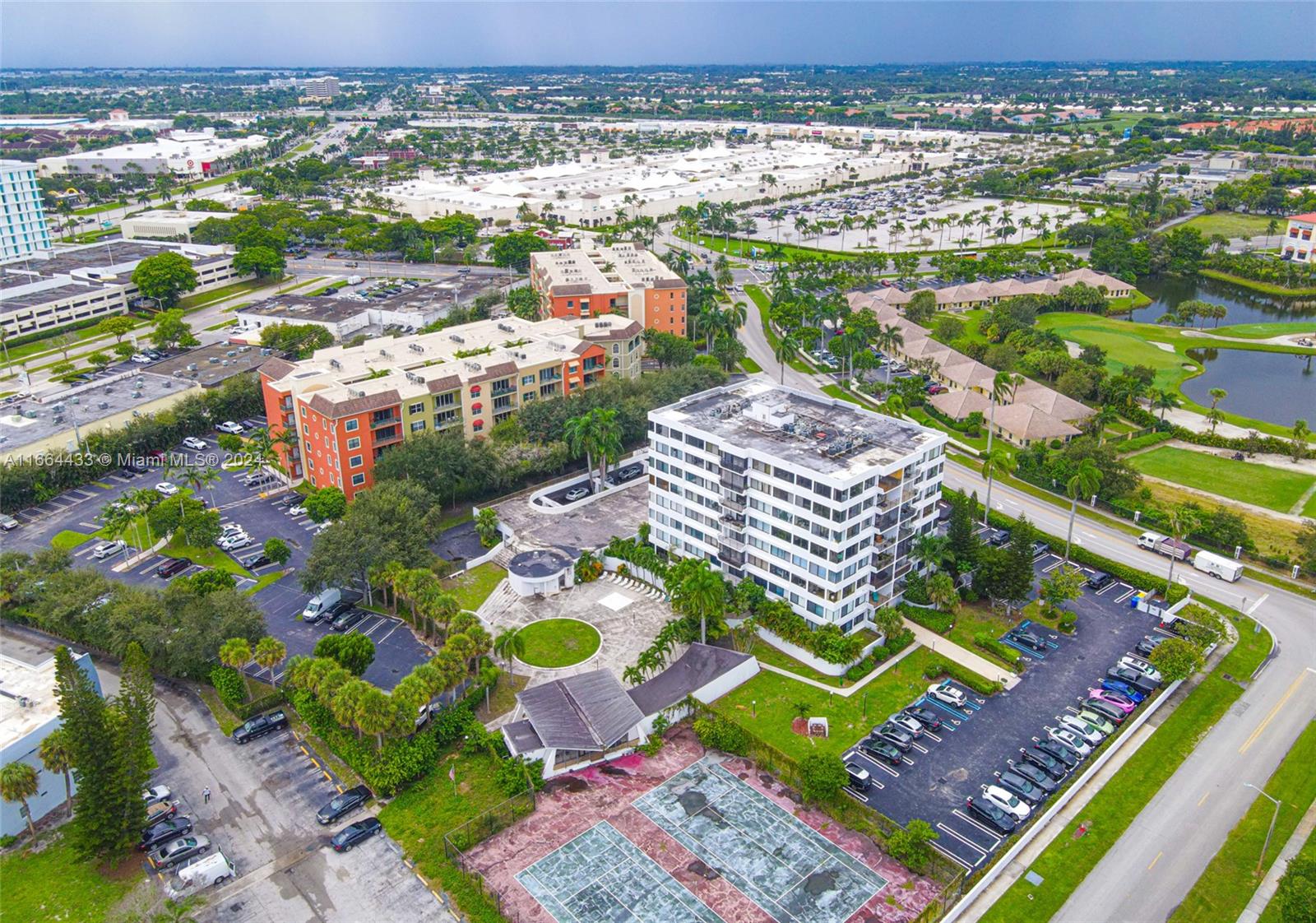 YORKTOWN CONDO - Residential
