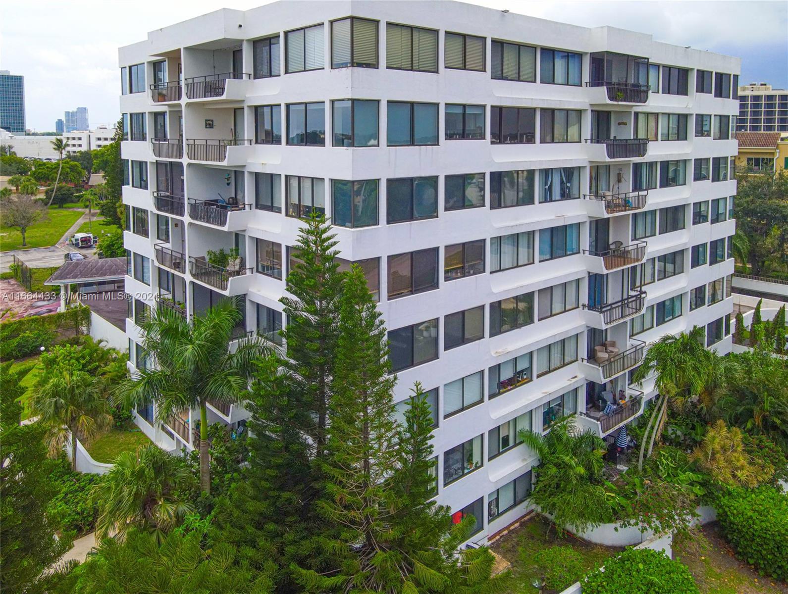 YORKTOWN CONDO - Residential