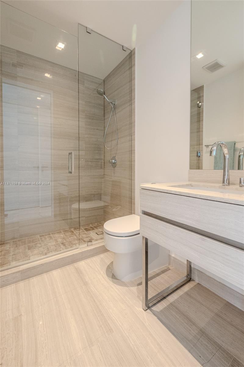 18975 COLLINS CONDO - Residential