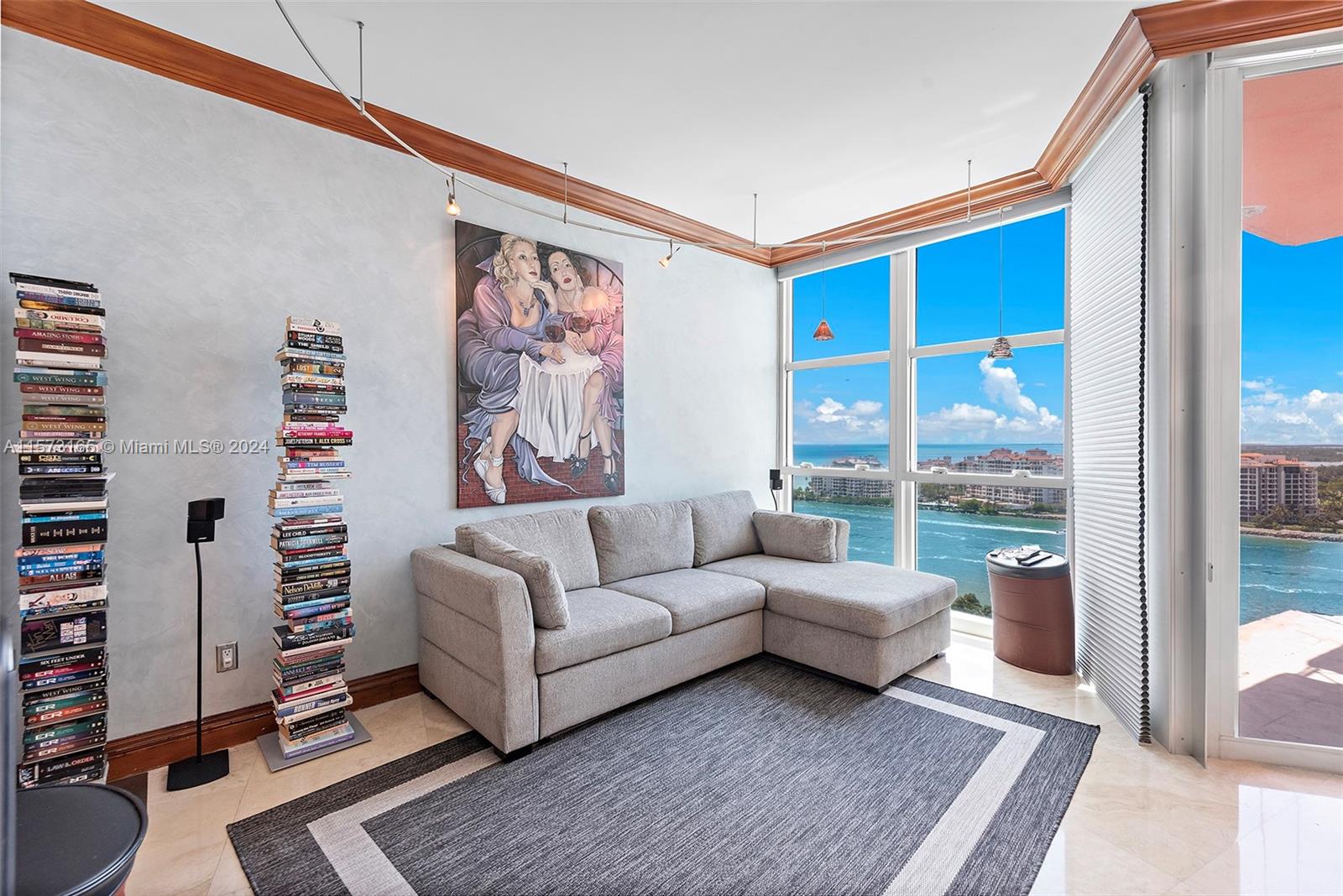 PORTOFINO TOWER CONDO - Residential