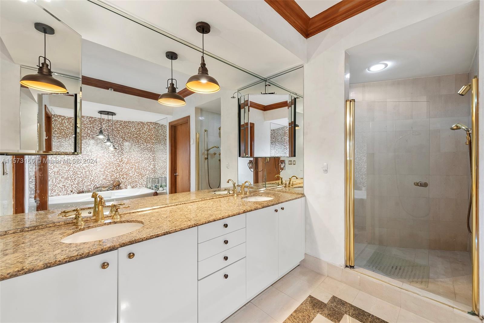 PORTOFINO TOWER CONDO - Residential