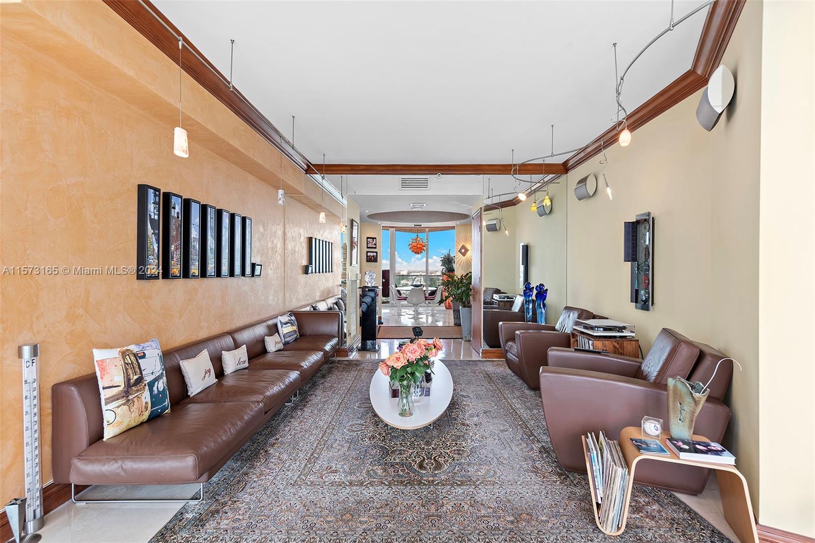 PORTOFINO TOWER CONDO - Residential