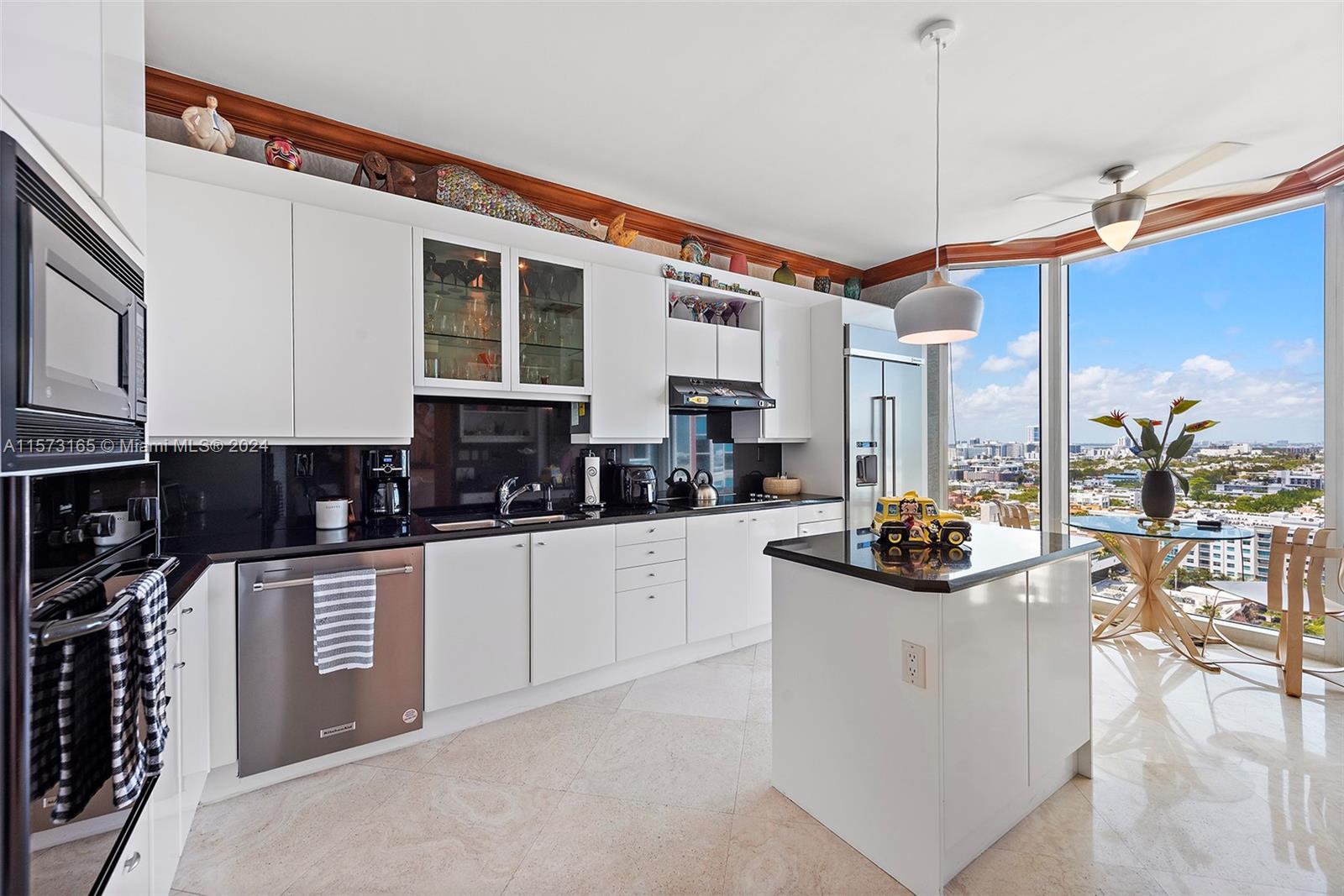 PORTOFINO TOWER CONDO - Residential