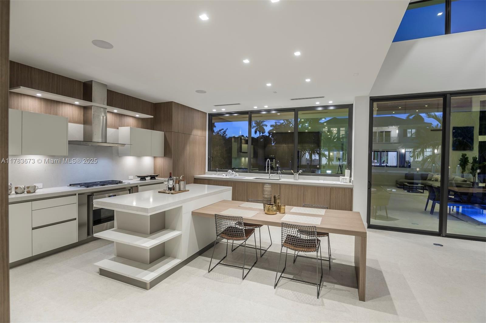 STILWELL ISLES - Residential