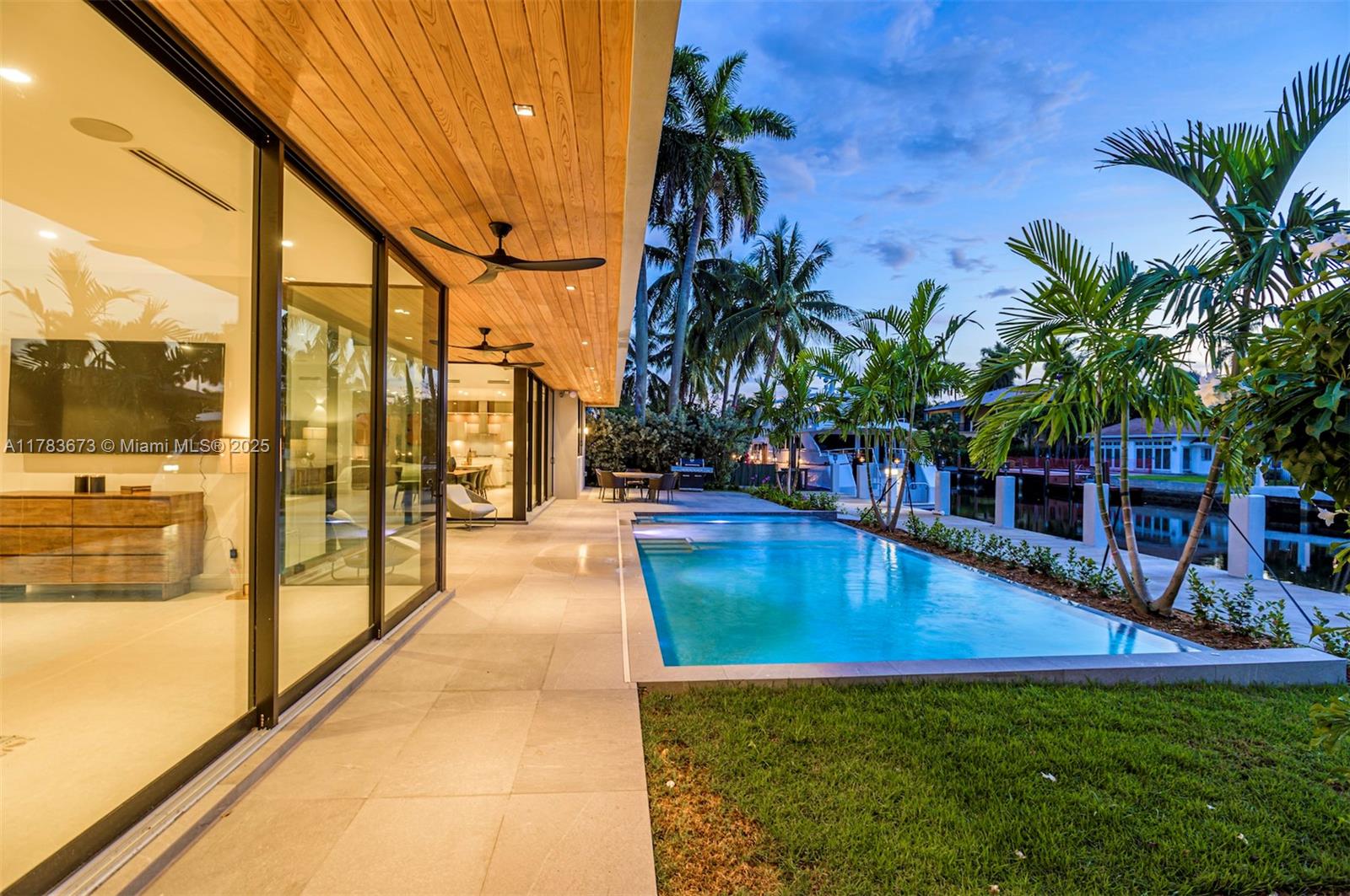 STILWELL ISLES - Residential