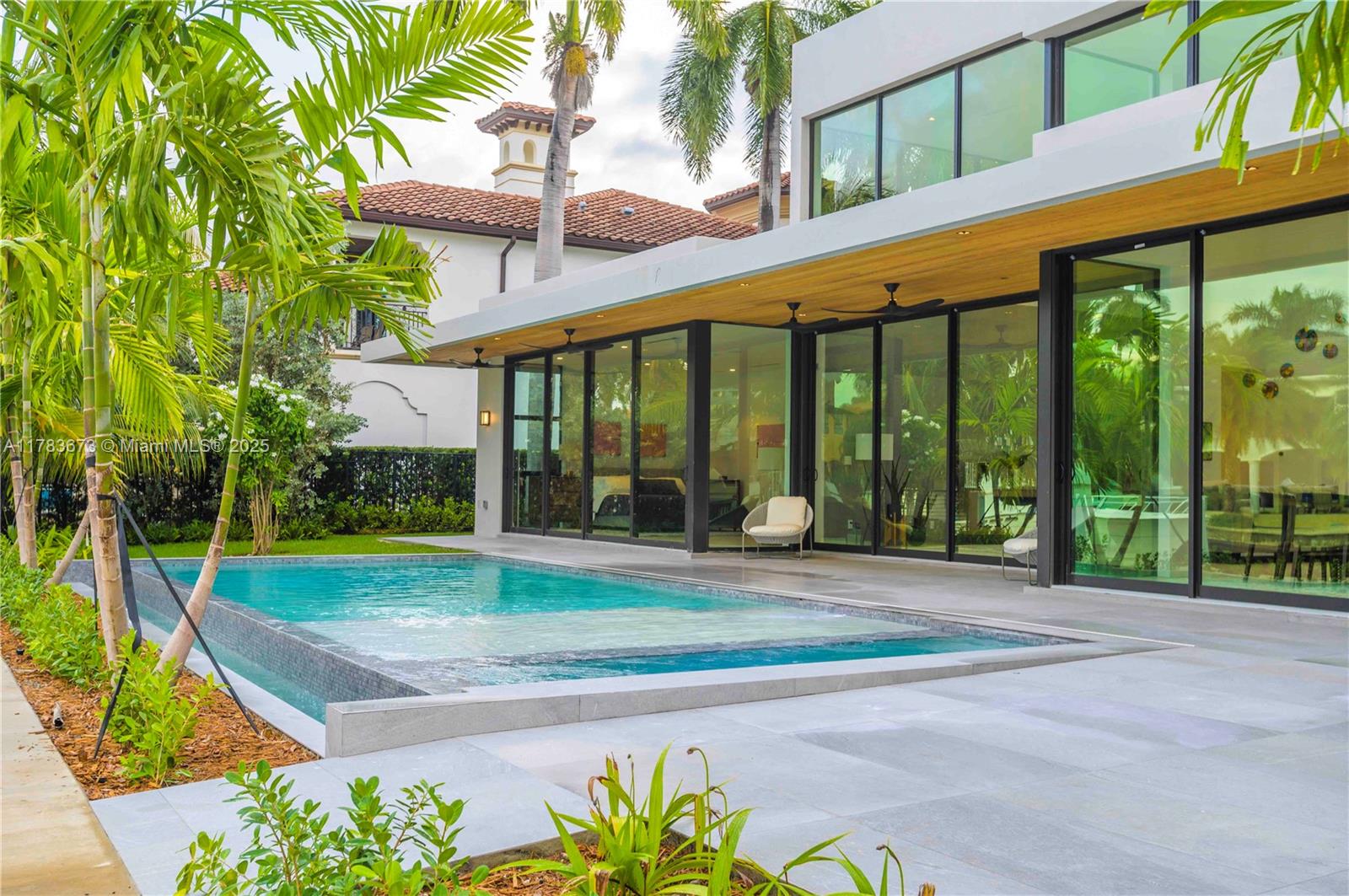 STILWELL ISLES - Residential