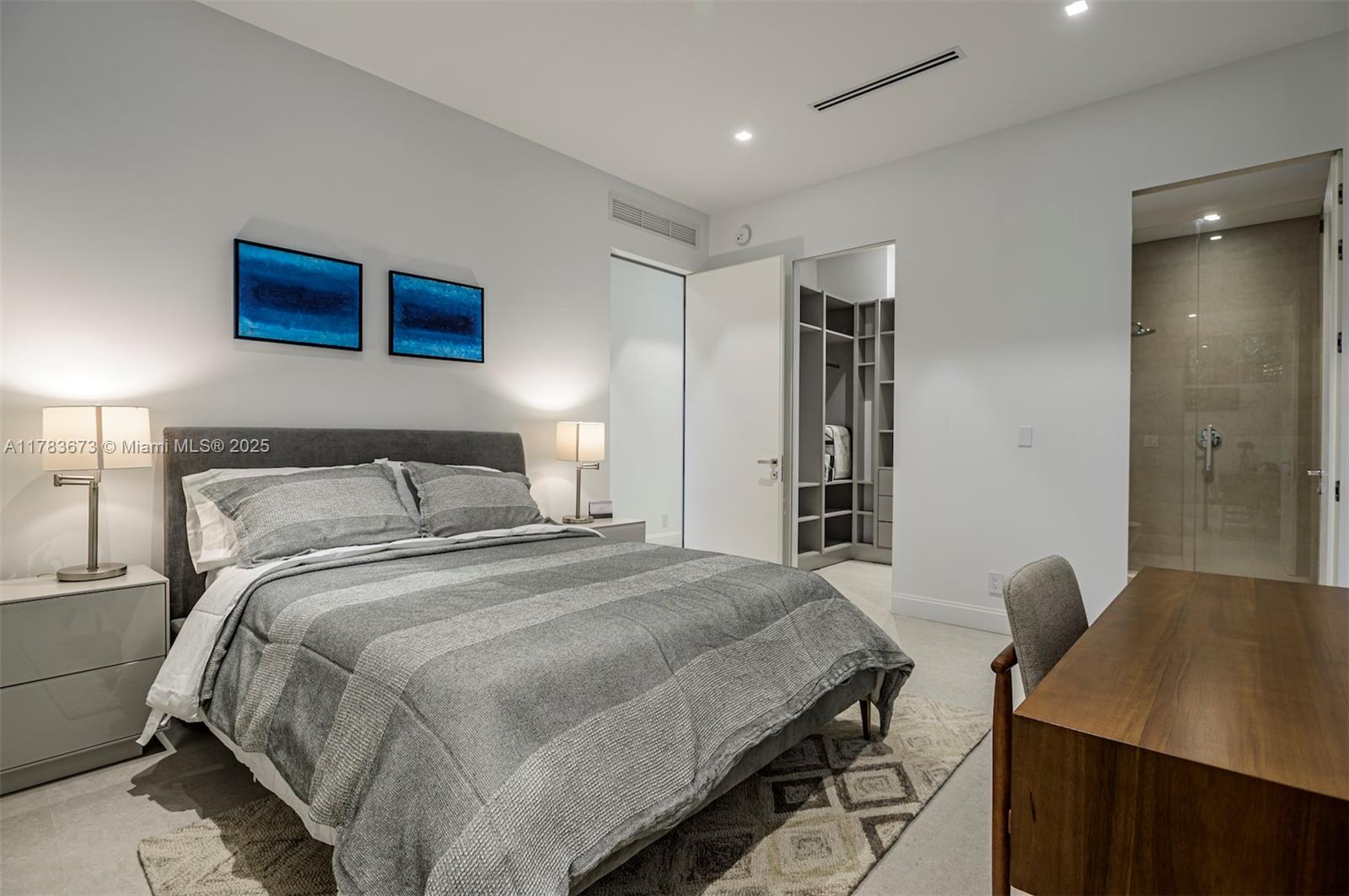 STILWELL ISLES - Residential
