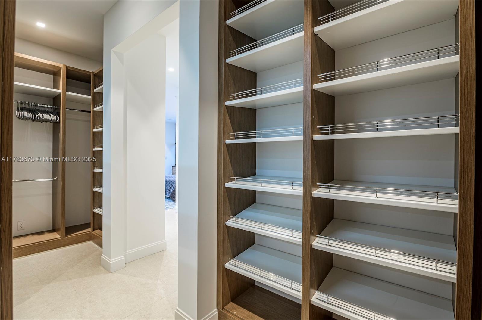 STILWELL ISLES - Residential