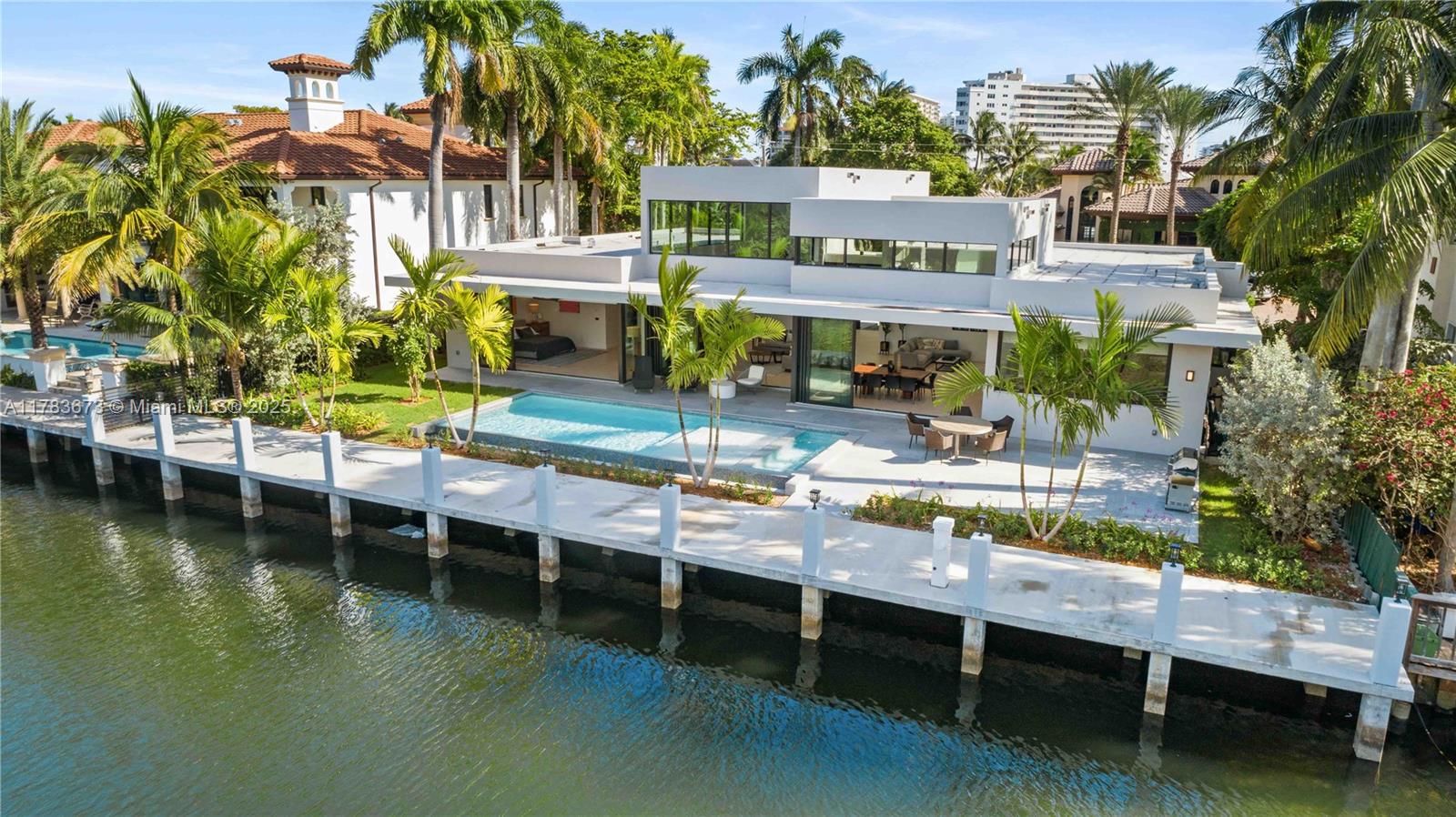STILWELL ISLES - Residential