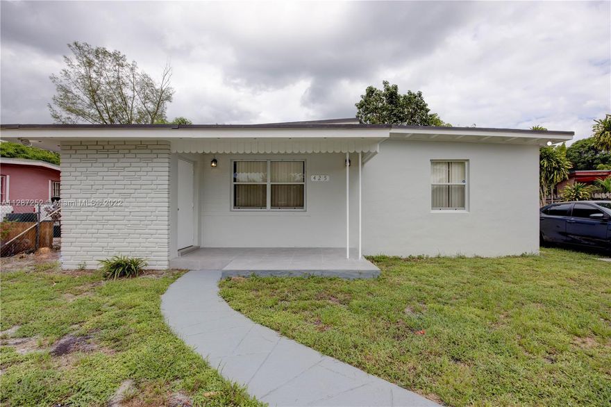 Nicely updated  2/1 front property in great area of North Miami. New floors, kitchen, bathroom, stainless steel appliances. Contact listing agent or showing time for appt.