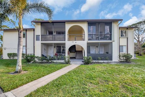 5800 Whispering Pine Way A-2 Green Acres FL 33463