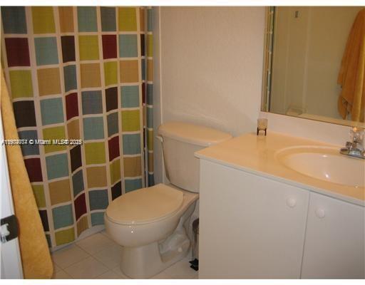 ISLANDS AT DORAL 1ST ADDN - Residential