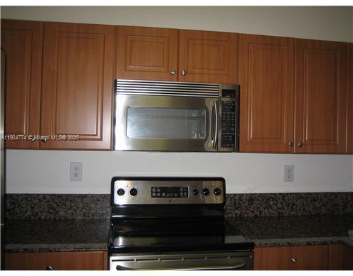 ISLANDS AT DORAL 1ST ADDN - Residential