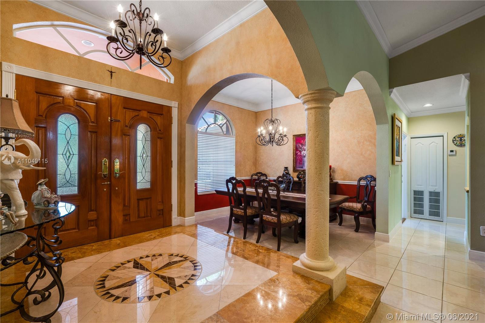 SILVER PALMS - Residential