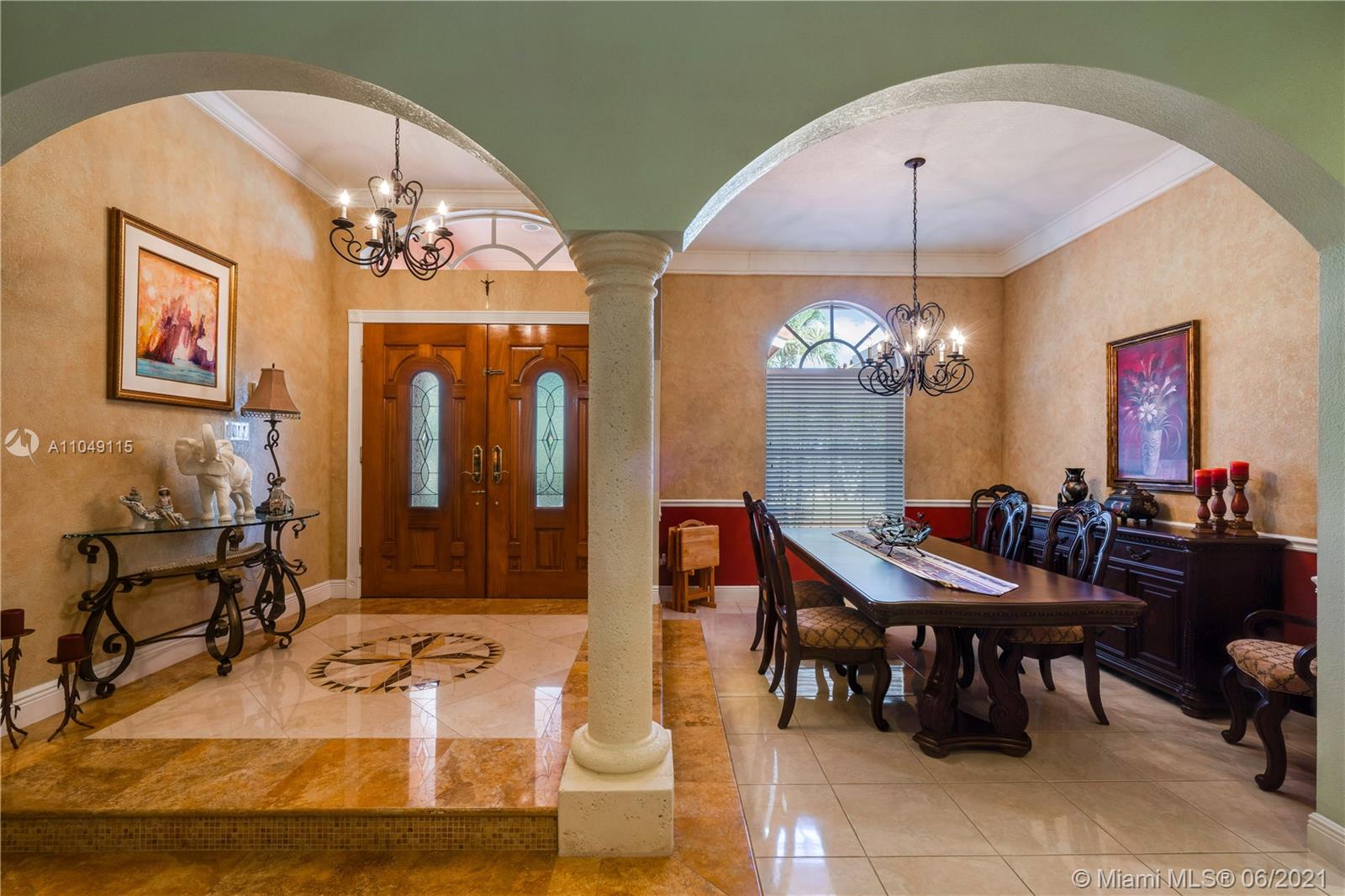 SILVER PALMS - Residential