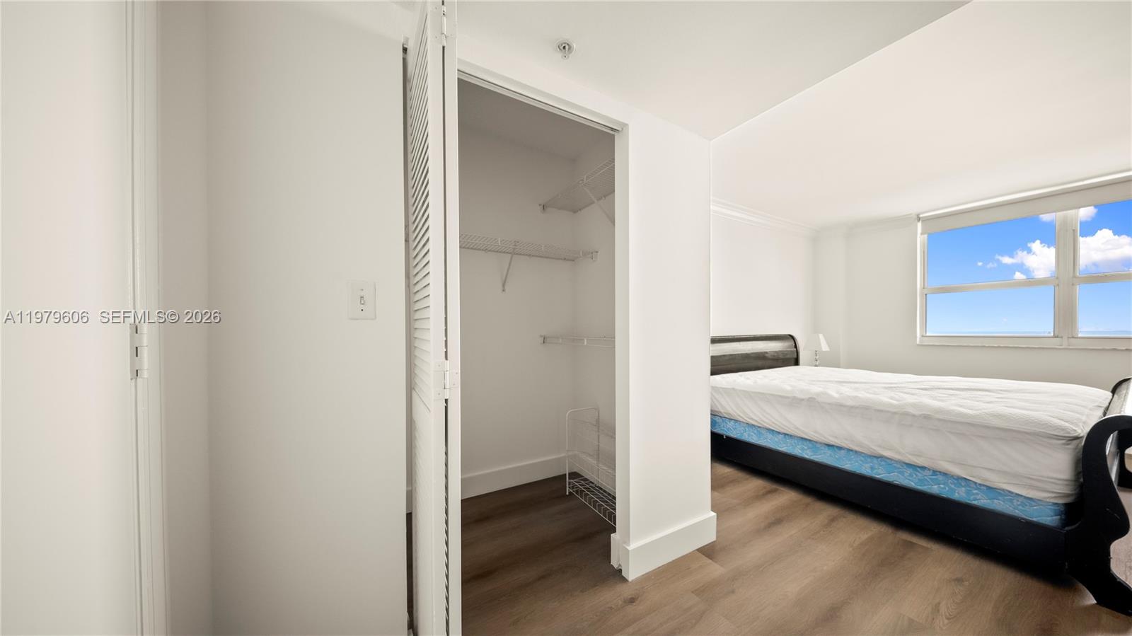 YACHT CLUB AT PORTOFINO C - Residential Lease