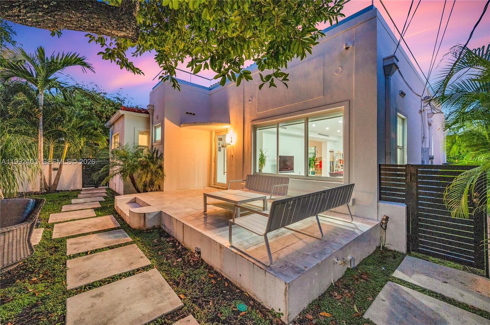 NAUTILUS EXTENSION 3RD - Residential