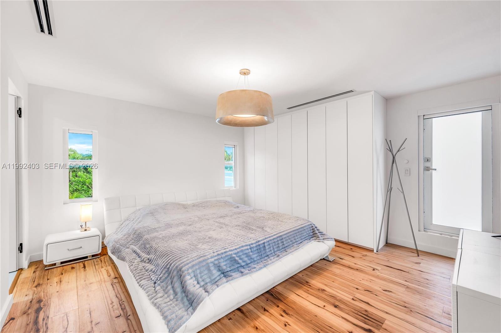 NAUTILUS EXTENSION 3RD - Residential