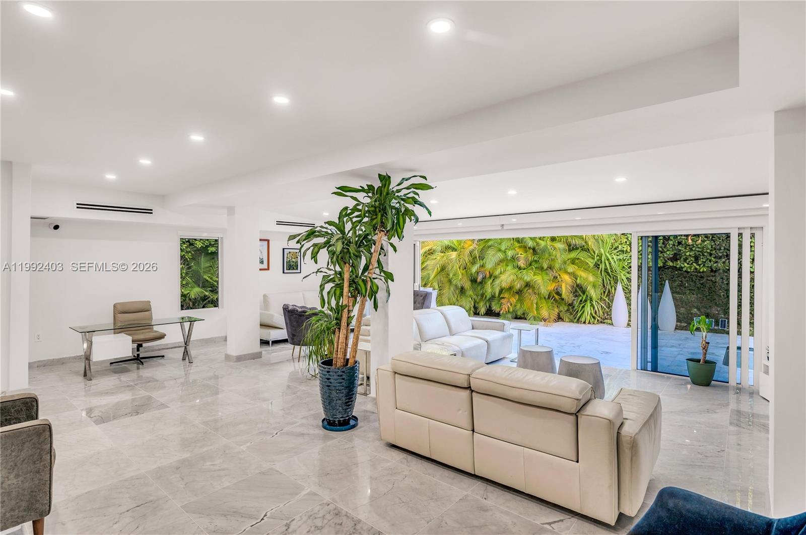 NAUTILUS EXTENSION 3RD - Residential