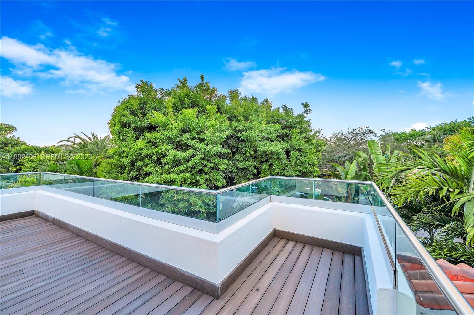 NAUTILUS EXTENSION 3RD - Residential