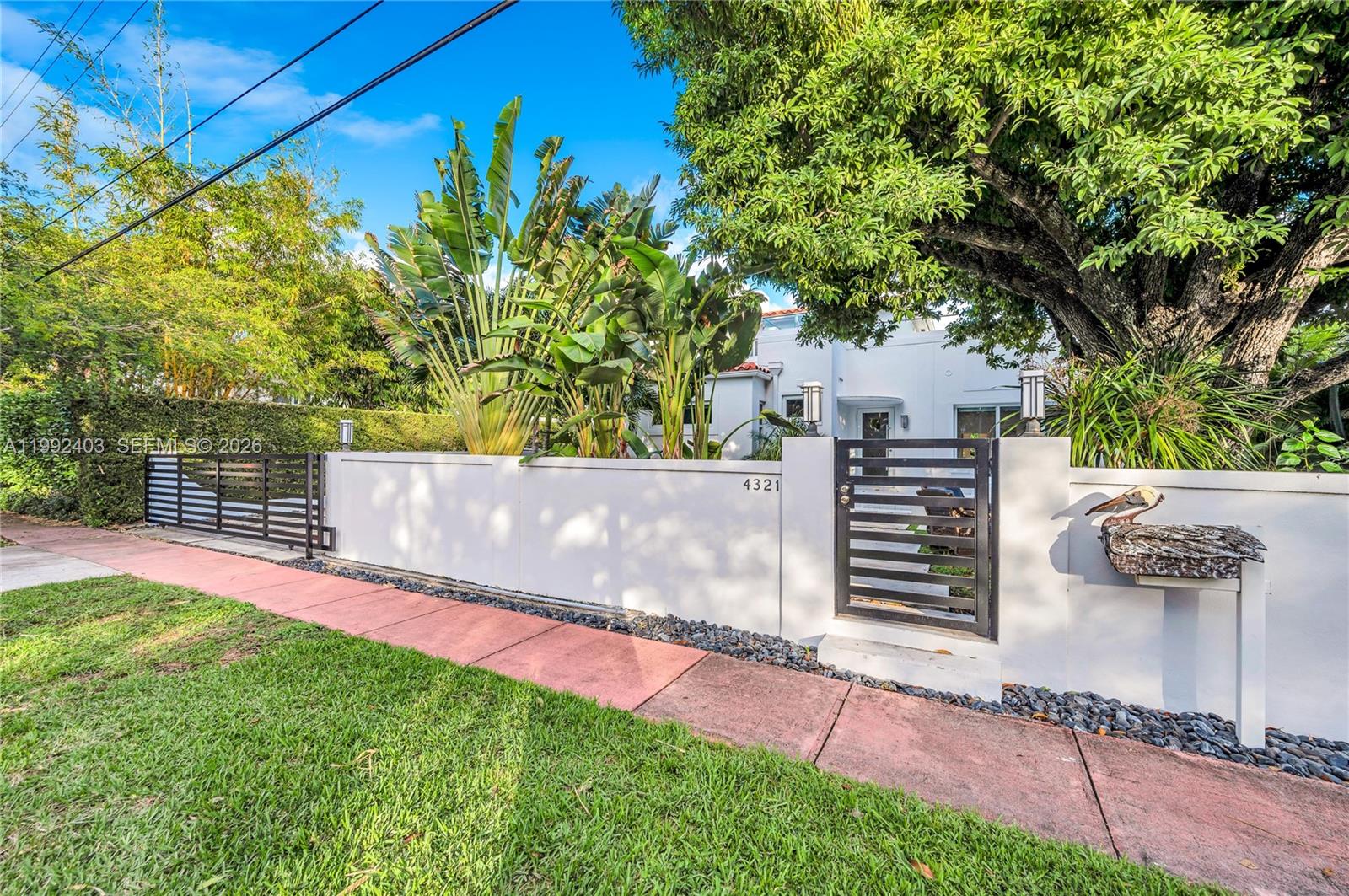 NAUTILUS EXTENSION 3RD - Residential