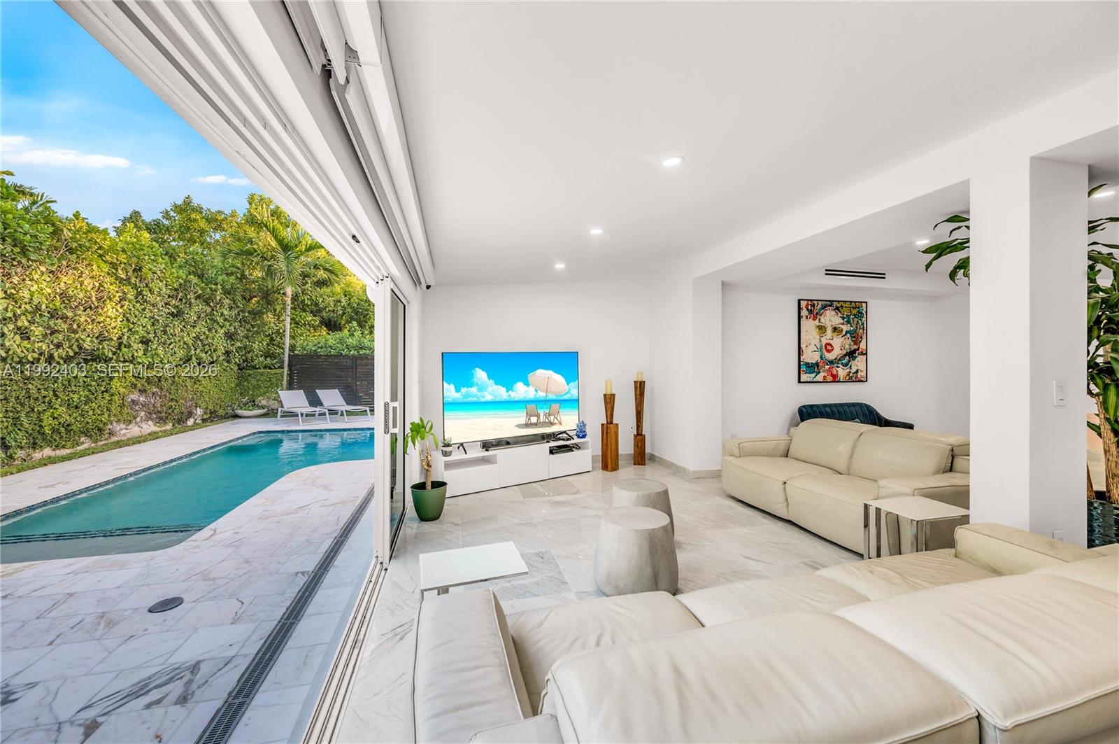 NAUTILUS EXTENSION 3RD - Residential