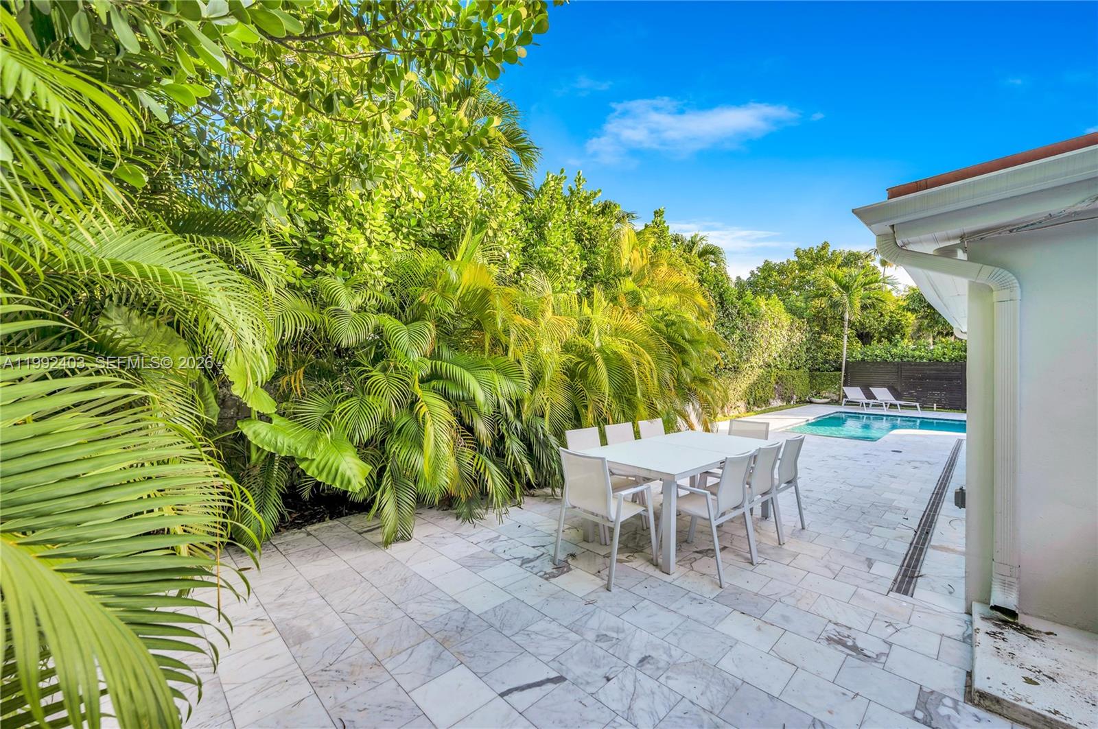 NAUTILUS EXTENSION 3RD - Residential