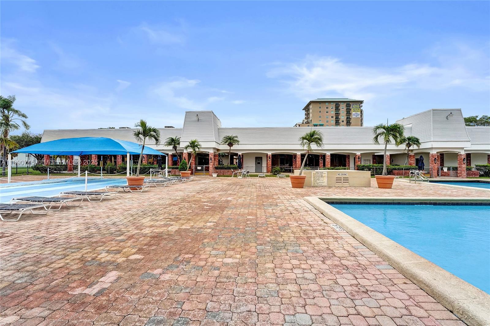 DANIANS SOUTH CONDO - Residential
