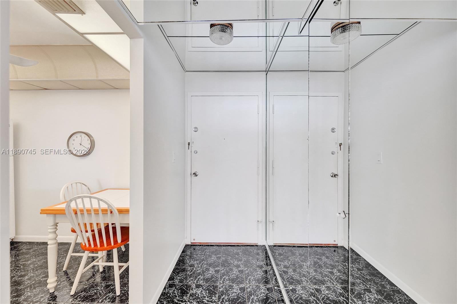 DANIANS SOUTH CONDO - Residential